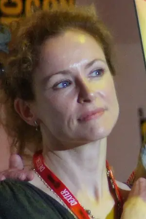 Лесли Хоуп