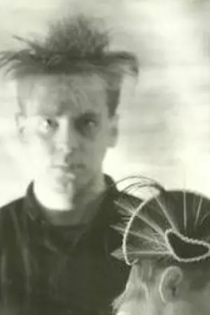 Simon Raymonde