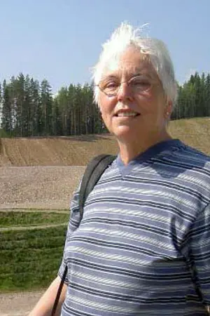 Nancy Holt