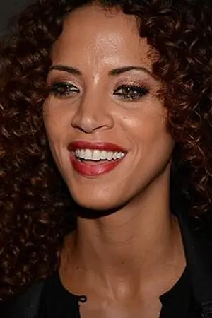 Noémie Lenoir