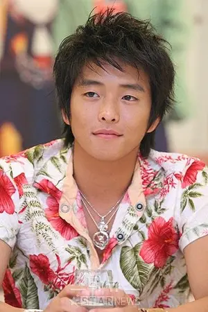 Kim Dong Yoon