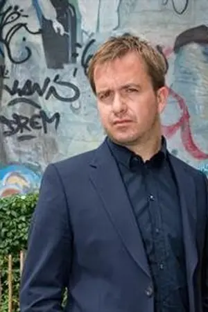Jonathan Lewis