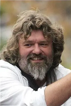 Simon King