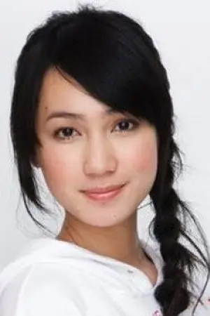 Esther Huang