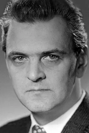 Юрий Яковлев