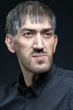 Гарик Айвазов