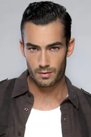 Aarón Díaz