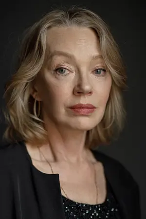 Елена Попова