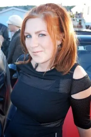 Sarah E Dunsworth
