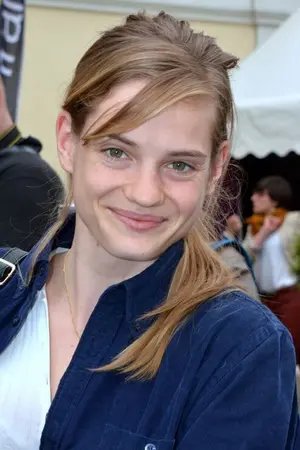 Noémie Schmidt