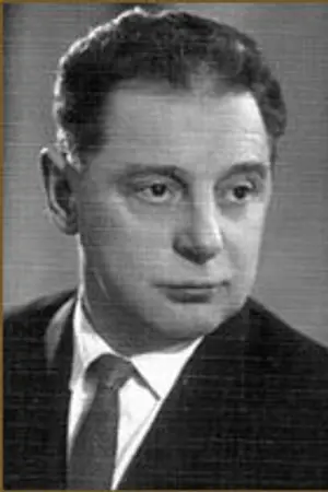 Михаил Иванов