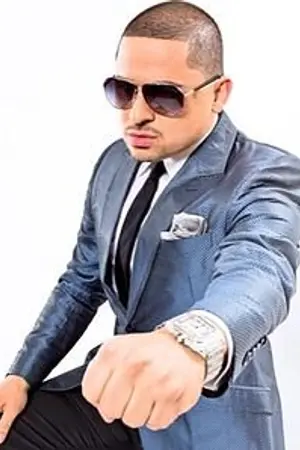 Larry Hernandez