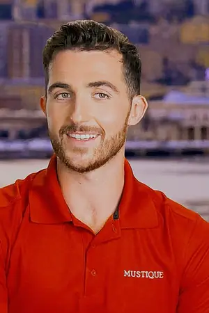 Max Salvador