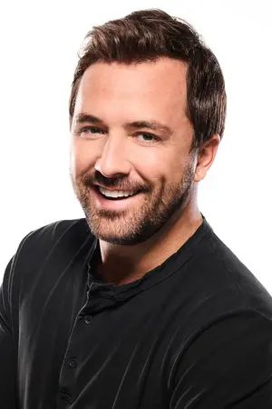 Darren McMullen