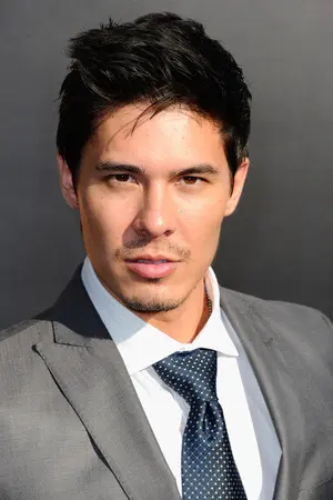Lewis Tan