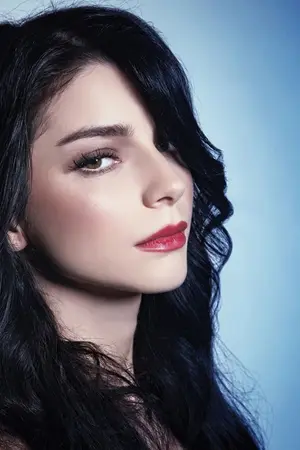 Merve Boluğur