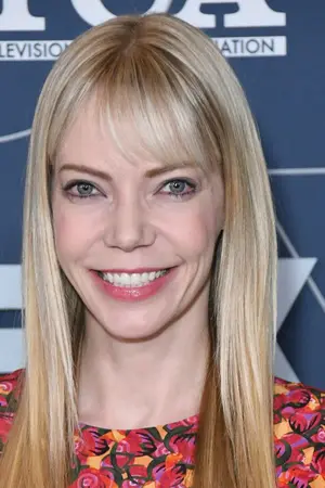 Riki Lindhome