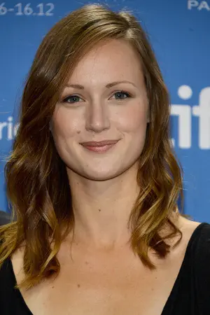 Kerry Bishé