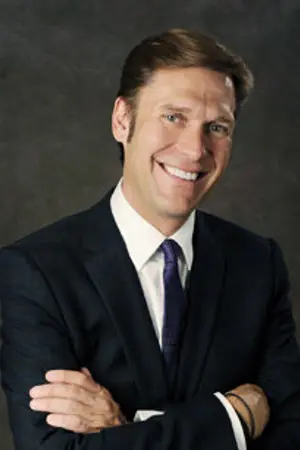 Lee Cowan