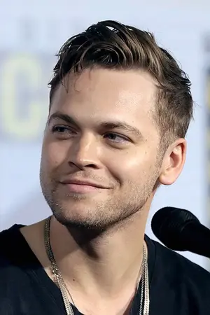 Alexander Calvert