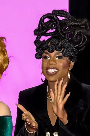 Monét X Change
