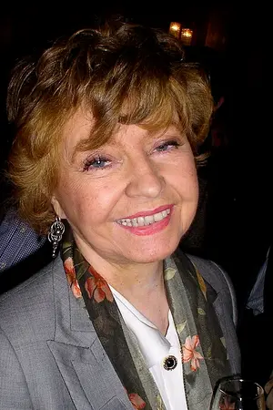Прунелла Скейлс