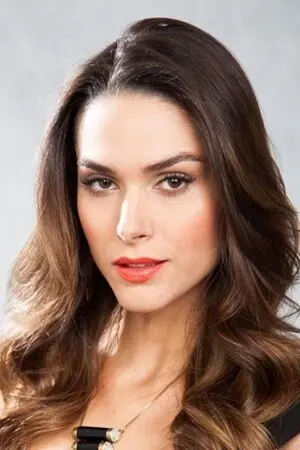 Fernanda Machado