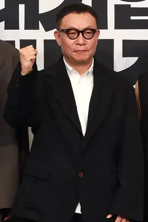 Jo Hyun Tak
