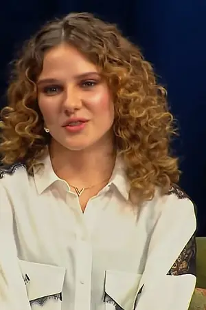 Алина Боз