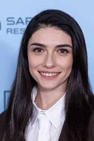 Hazar Ergüçlü