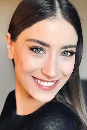 Hazal Kaya