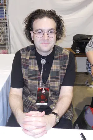 Rosearik Rikki Simons