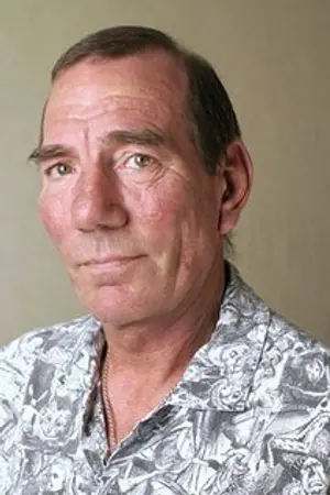 Pete Postlethwaite