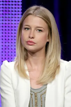 Ellen Woglom