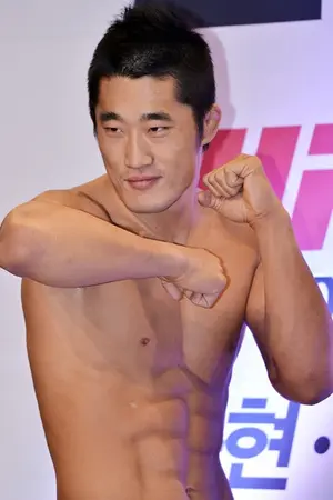 Kim Dong-Hyun