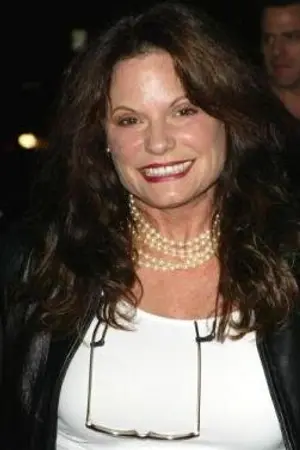 Kay Lenz