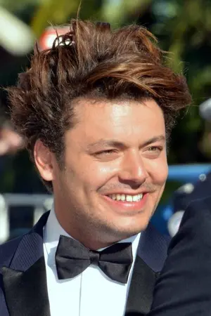 Кев Адамс