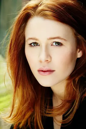 Anna McGahan