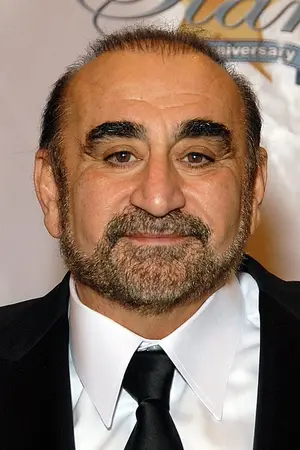 Кен Давитян