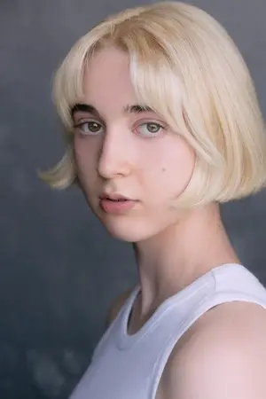 Maisie Ayres