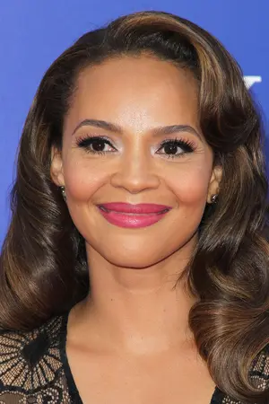 Carmen Ejogo