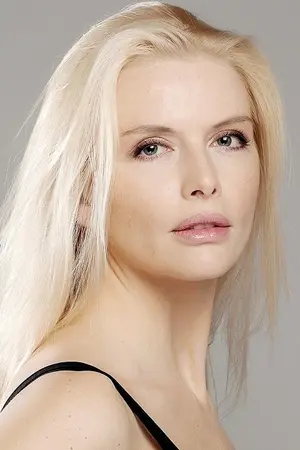 Анна Чурина