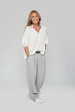 Astrid Veillon