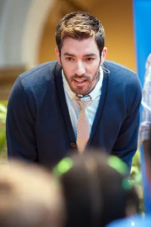 Drew Scott