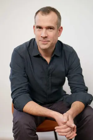 Dr. Chris van Tulleken