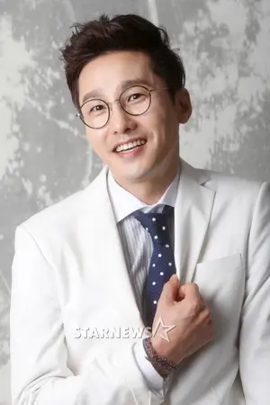 Hwang Dong Joo