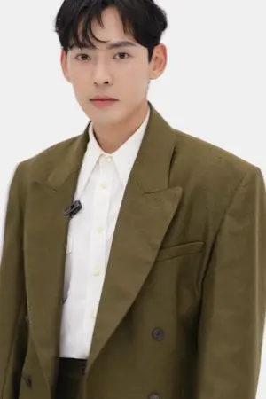 Kang Hyung-suk