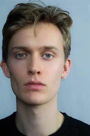 Freddie Dennis