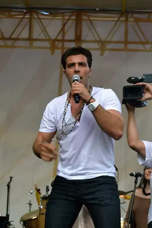 Jencarlos Canela