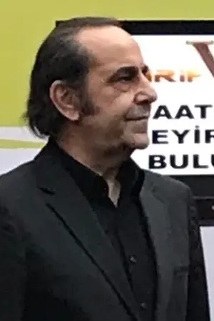 Özkan Uğur